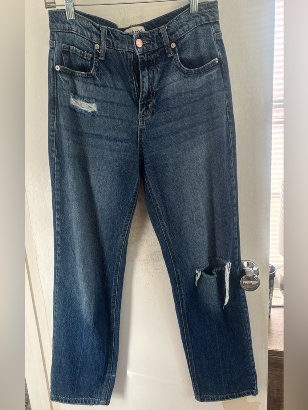 Sneak Peak straight leg jeans